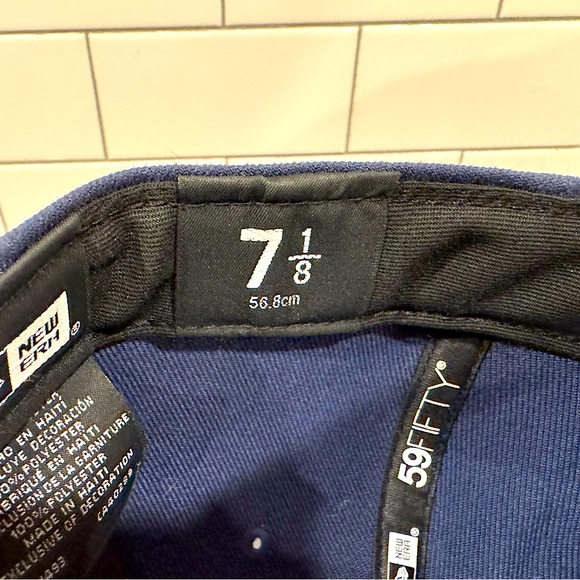 New Era Milwaukee Brewers Fitted Hat - Picture 6 of 6